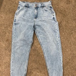 american eagle stretch mom jean